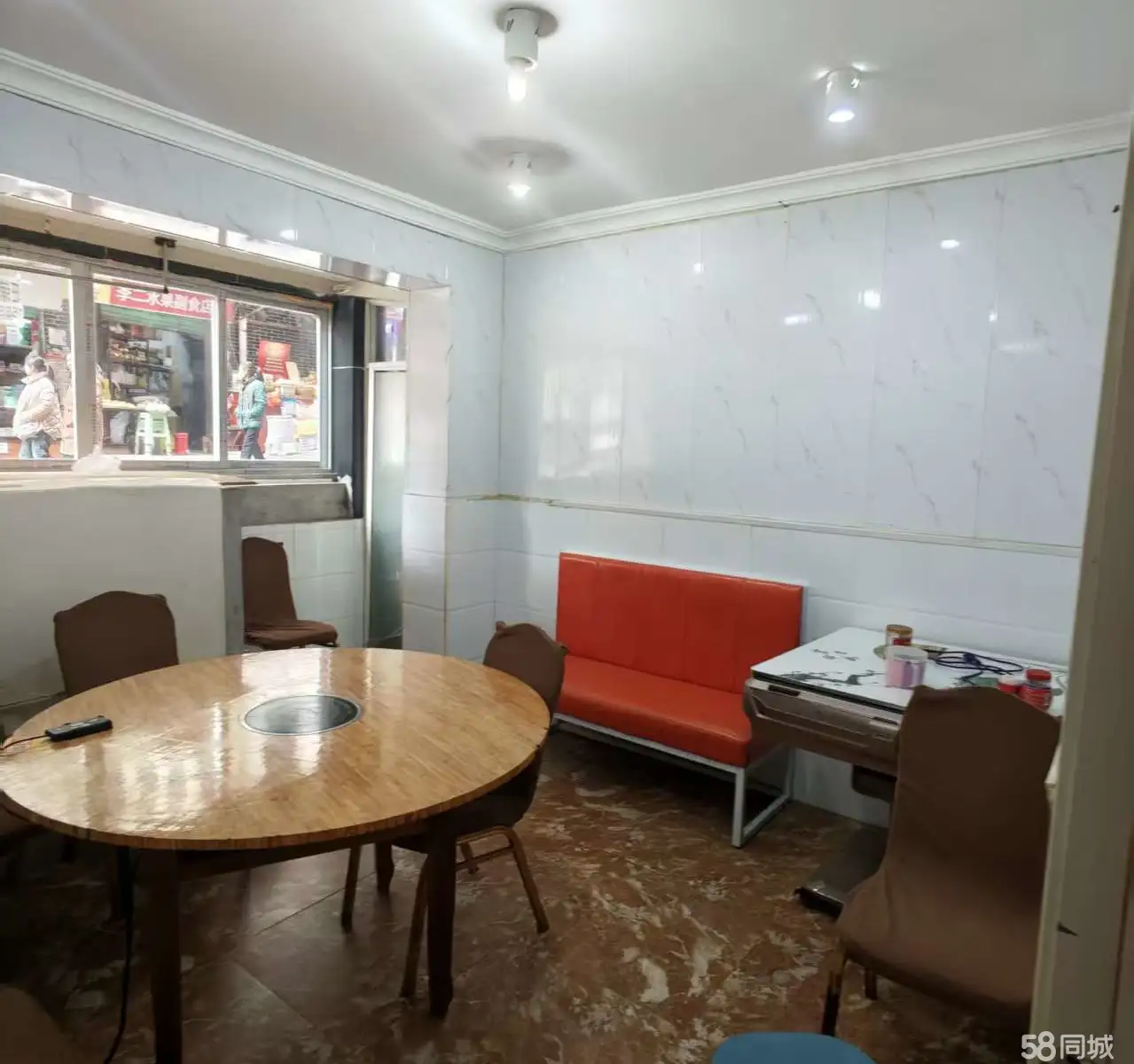 （转让）火锅店转让，附近消费群体多，会议会址700m可达