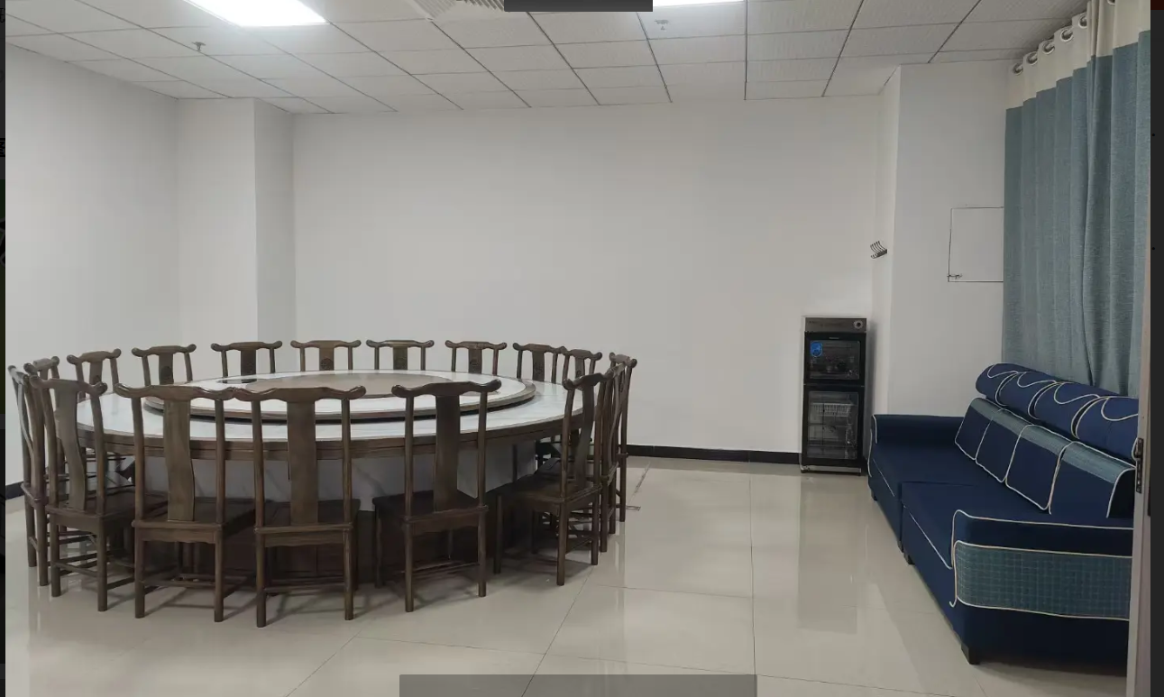 (转让)临街门面，位置集中，人流量大