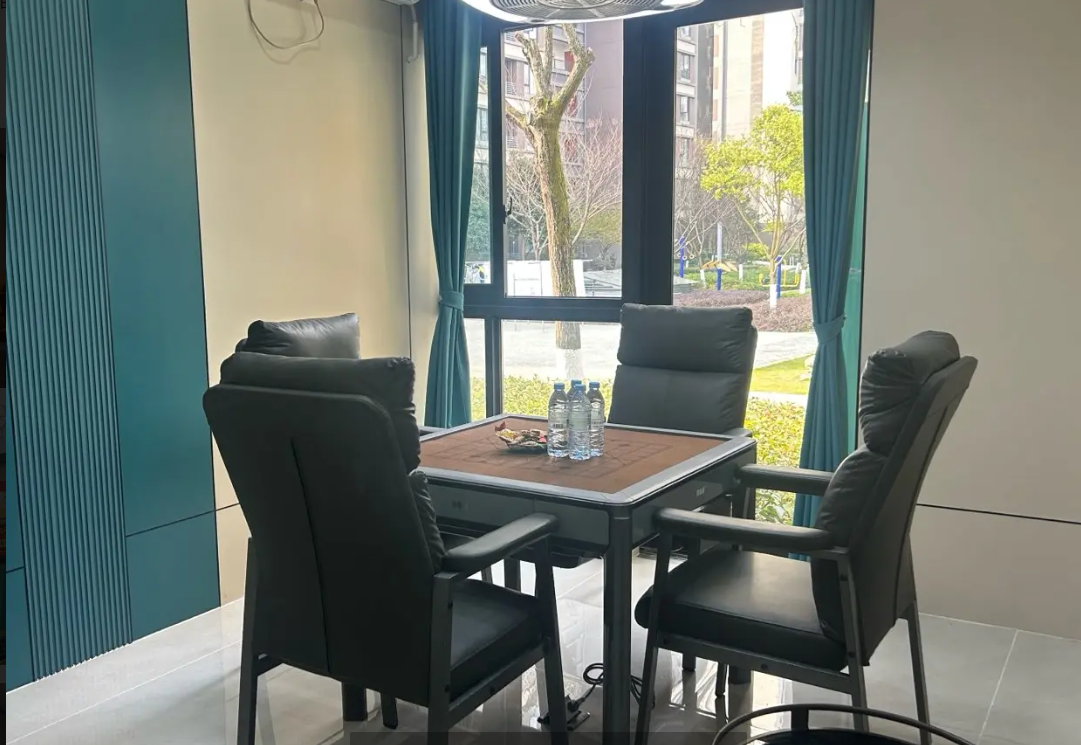 (转让)保利四街区五组团麻溜点棋牌室，社区密集、复购率高、设施齐全