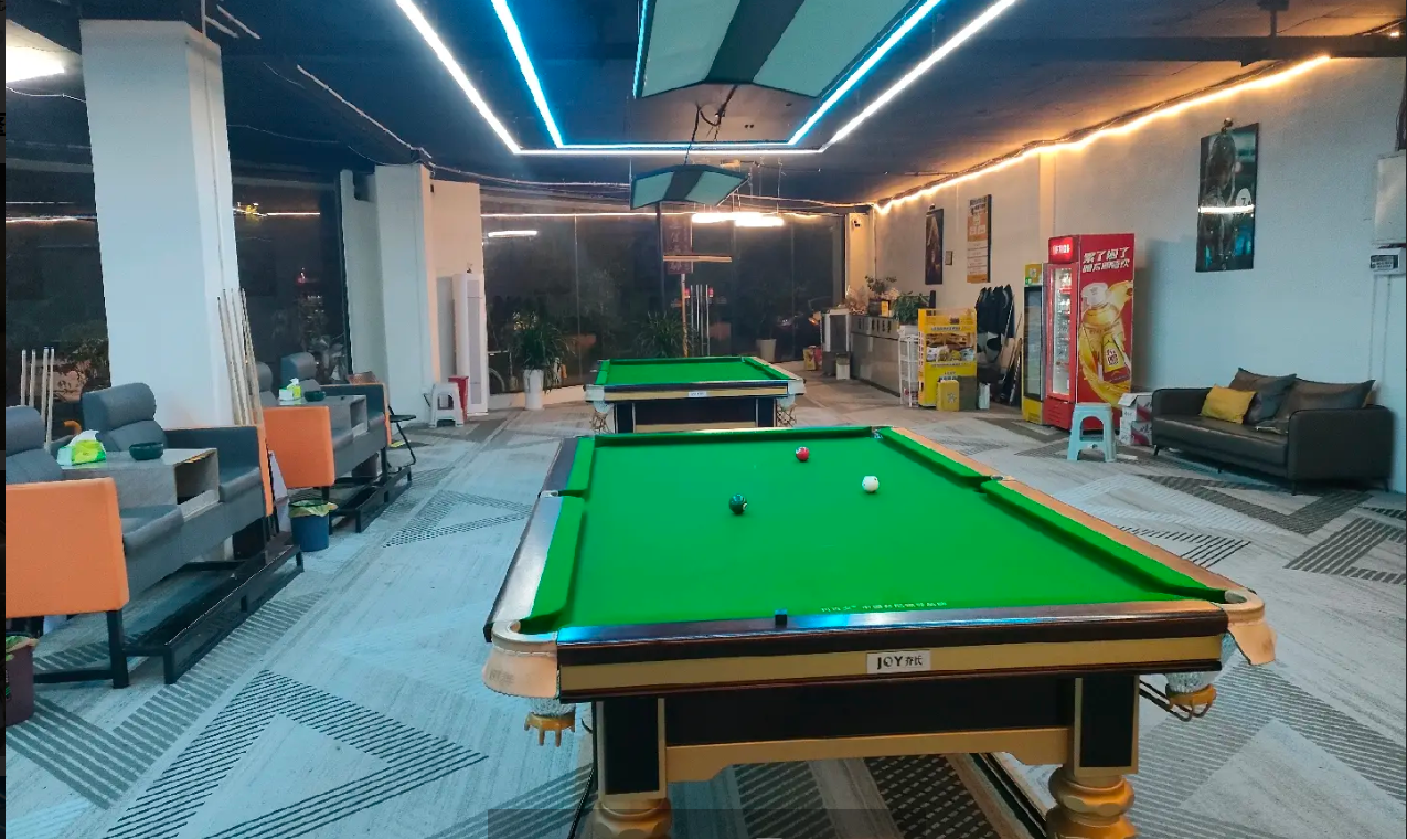 (转让)位于河边，小区楼下，餐馆旁