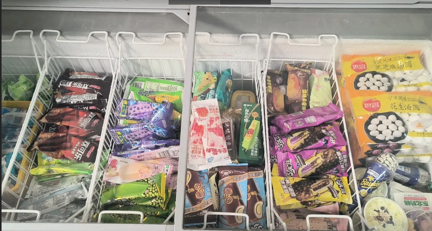 (转让)小店已开有5年客源稳定，业务包含桶装水理发小卖部。等其它