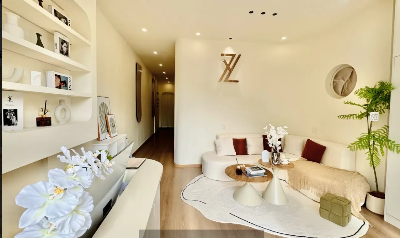 (转让)共两层，目前只装修了一层