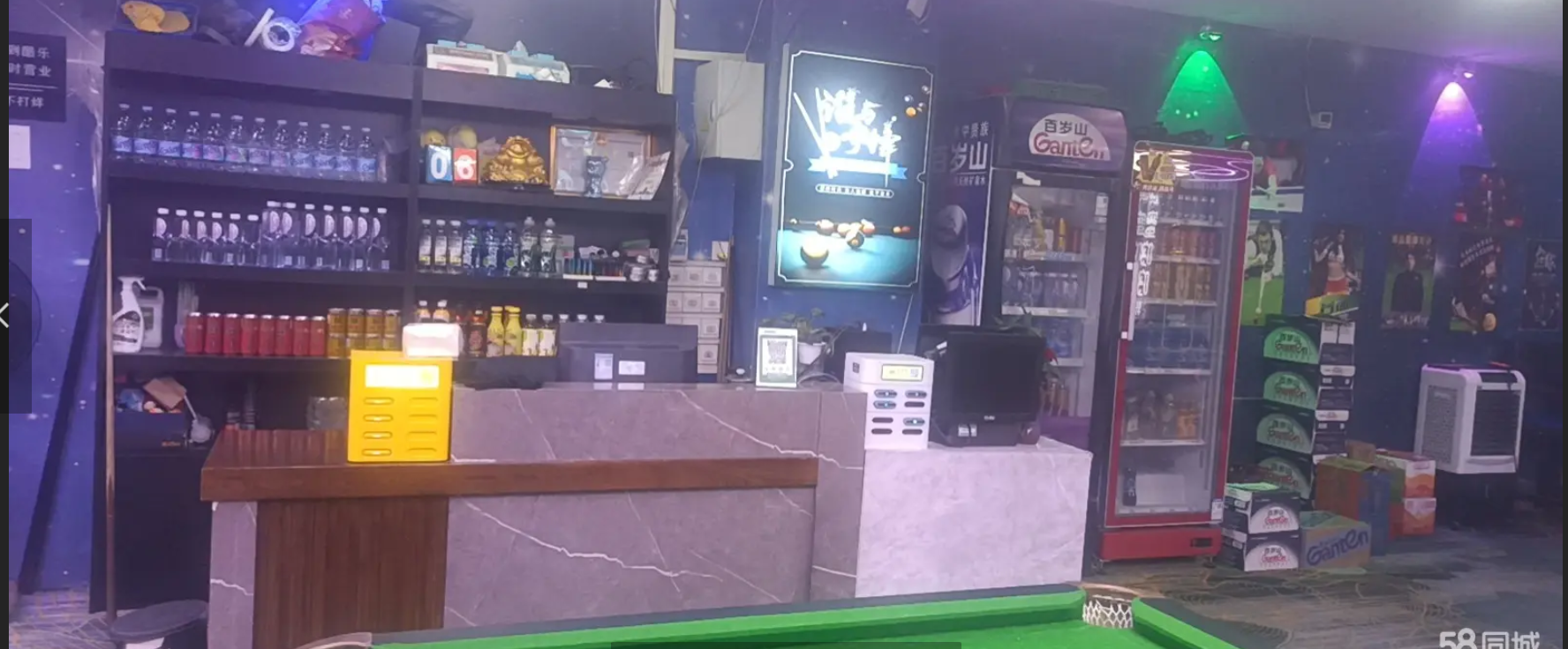 (转让)商场三楼旺铺，黄金时期，有意者老板前来面谈