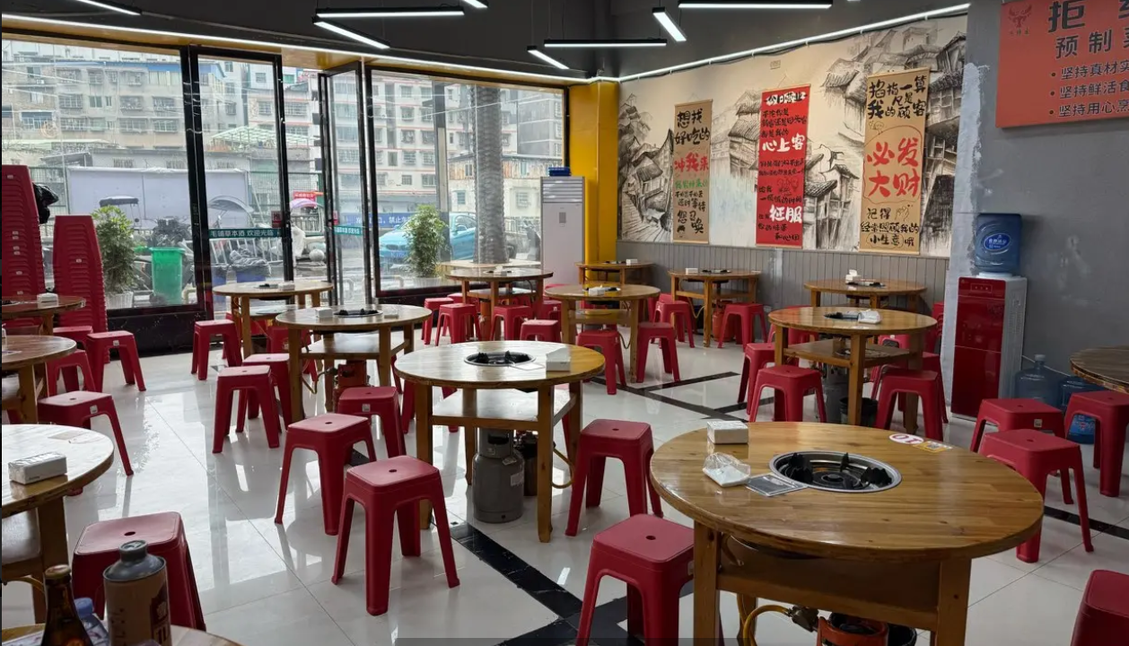 (转让)设备齐全，客源稳定、抖音，美团，美团外卖都上齐全、