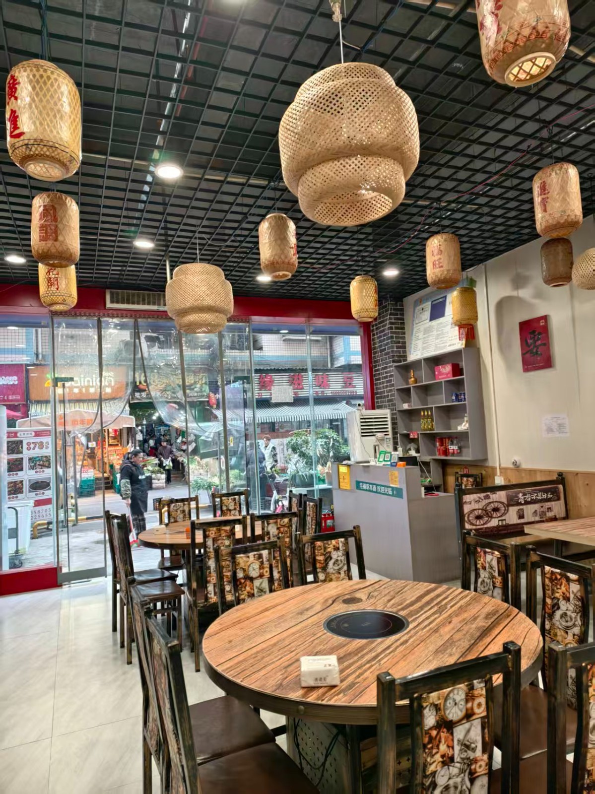 珠海路可外摆餐饮门面整体转让