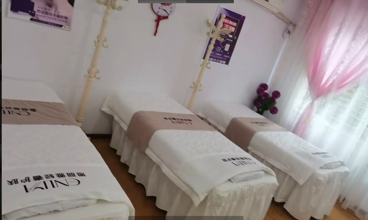 (转让)位于黔北大二转盘下行30米，中心地段，适合各种行业