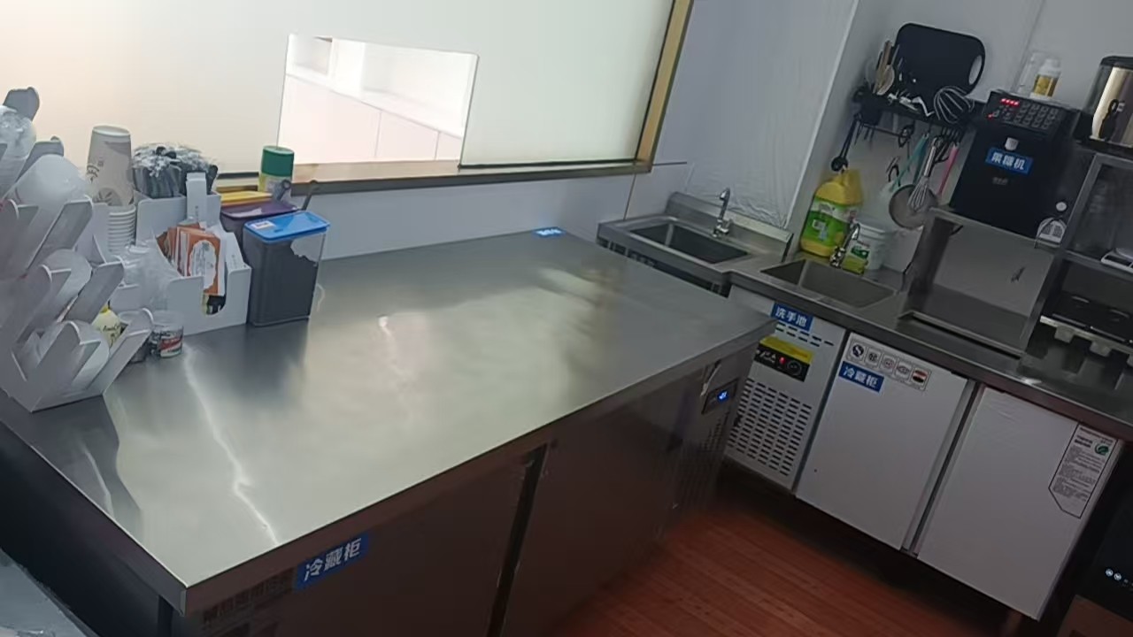 医院边上蛋糕店整体打包转让