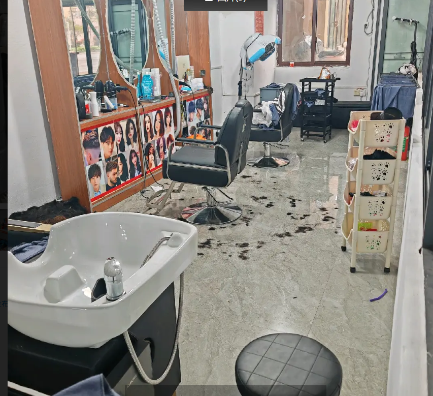 (转让)营业中快递驿站加理发店加便利店转让