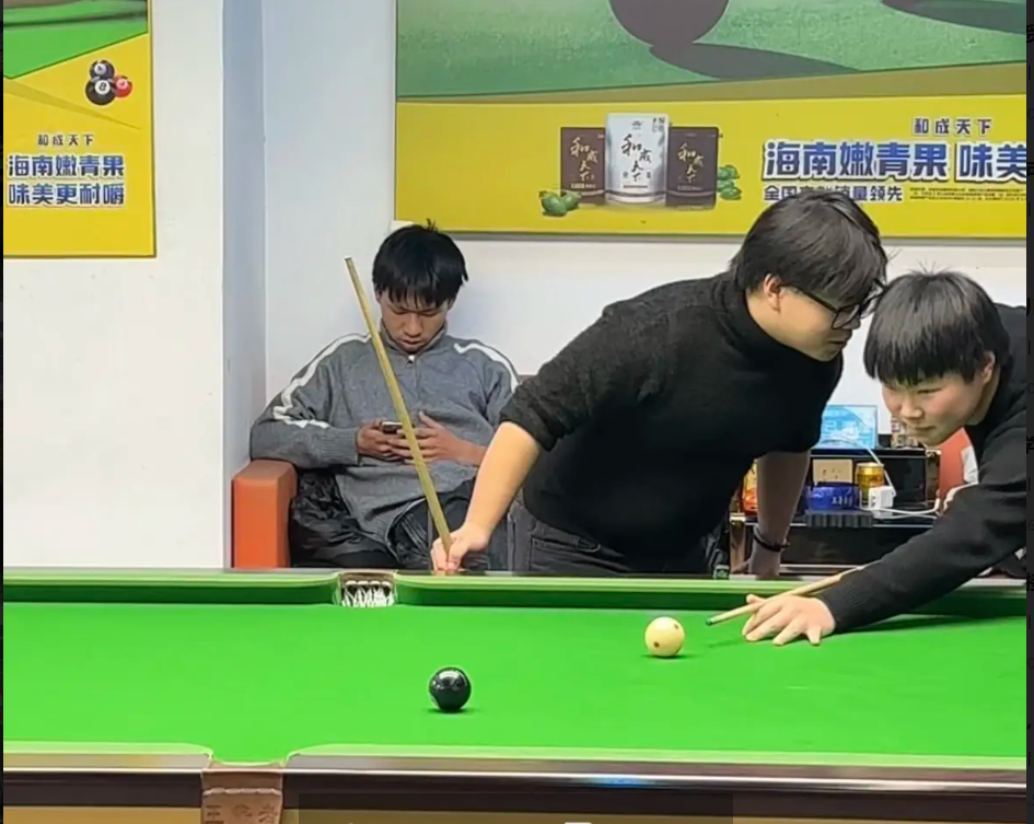 苏州路常青藤台球室整体转让