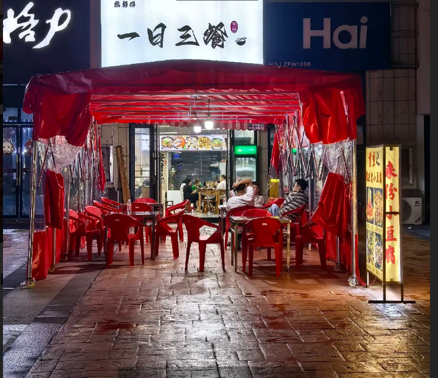 (转让)设备齐全接手即可营业，租金实惠位置优越，成熟小区底商