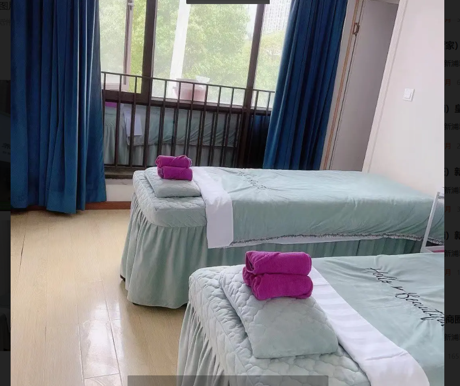 (转让)临街门面，卫生很好，物业很尽责，不需装修，