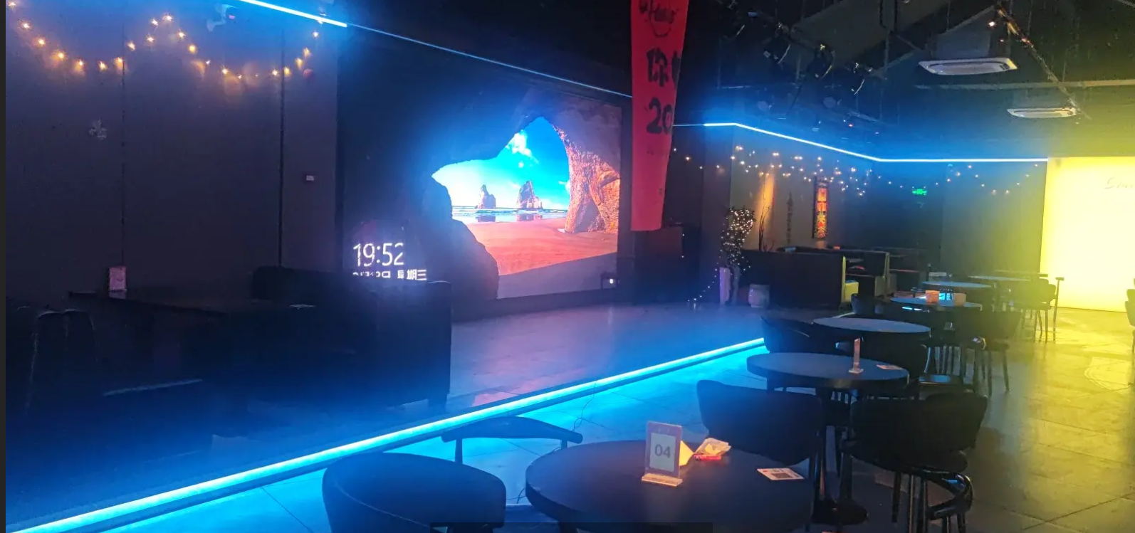 (转让)网红街海桃里音乐酒吧转让价格可谈