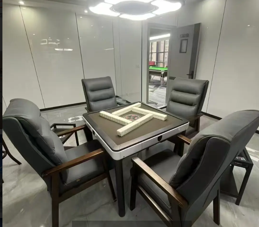 (转让)停车方便。地方宽裕。酒店进出，高端大气