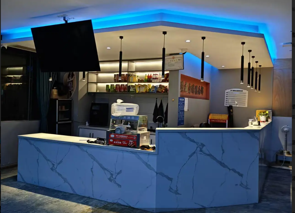 (转让)个人400多平方台球俱乐部转让，无中介费