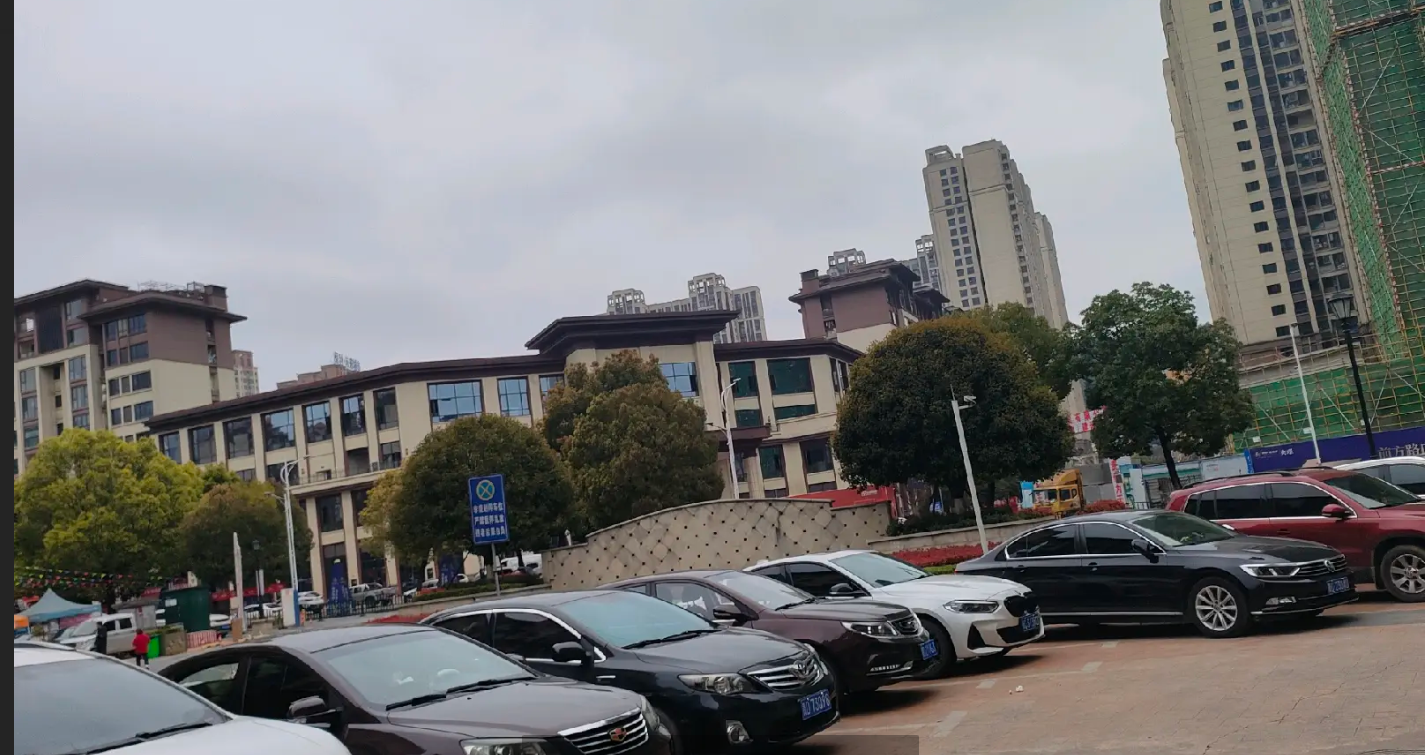 (转让)凯莱国际二期美容院70平方带二楼共计140平方