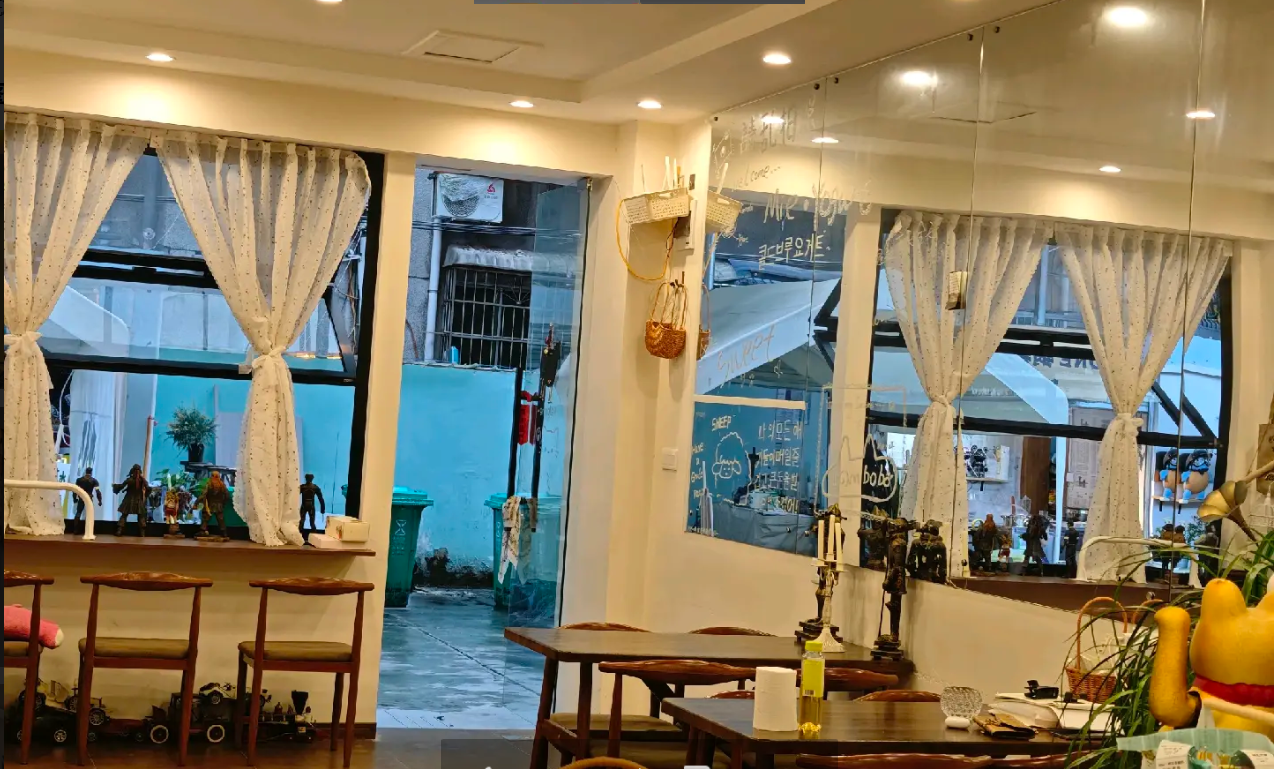 (转让)精装修接手可做店里大型物件都有 有独立厕所