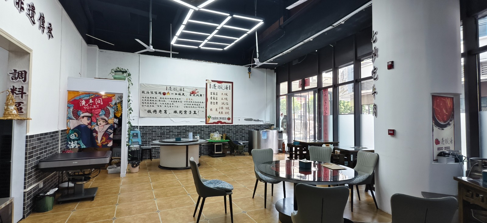 新蒲十米长门头外摆区域大早餐店带火锅店一体转让