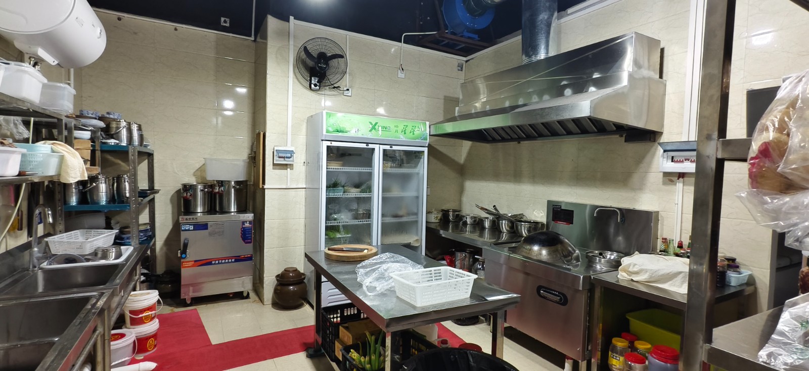 新蒲十米长门头外摆区域大早餐店带火锅店一体转让