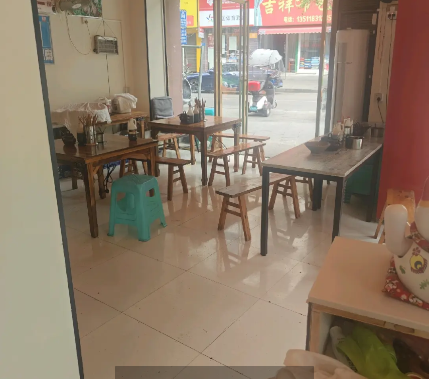 (转让)精装修，位置好，转角处，价格面议