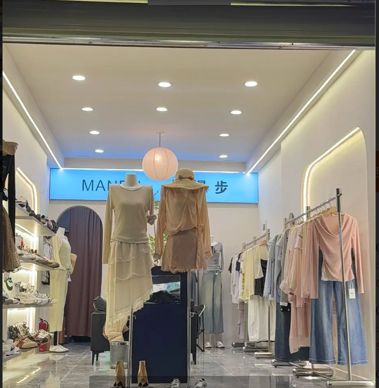 (转让)周边什么都有人群聚中