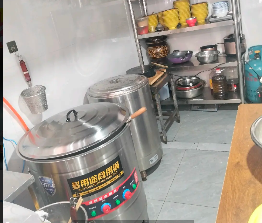 (转让)临街28m餐饮旺铺紧邻多校小区