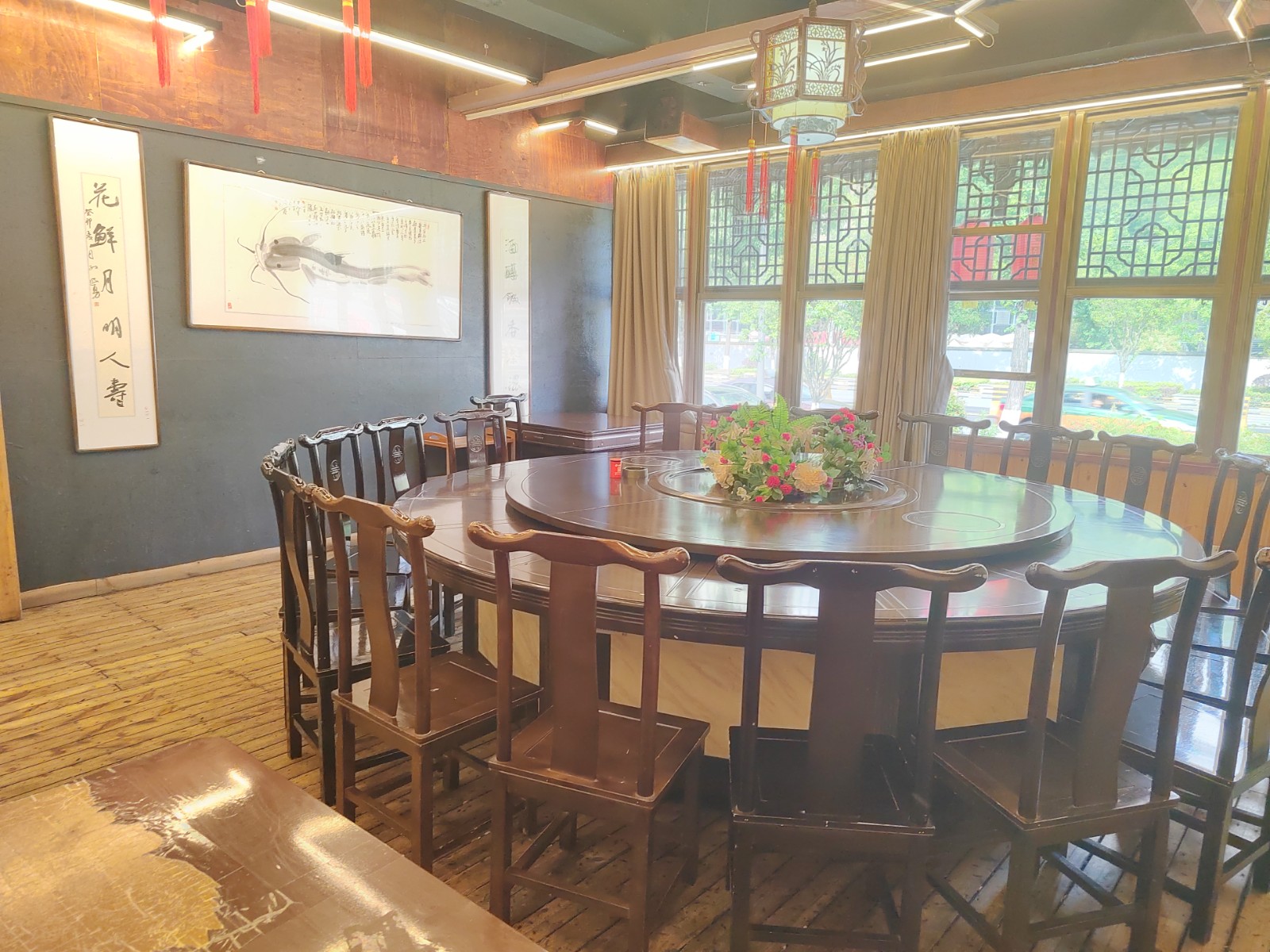 播州区遵南大道临街大型餐饮店低价急转
